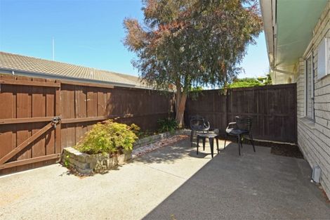 Photo of property in 4/33 Fairfield Avenue, Addington, Christchurch, 8024