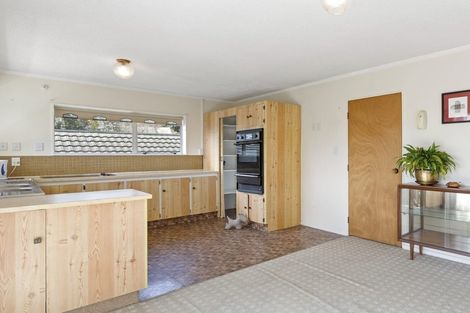 Photo of property in 33 Carrington Street, New Plymouth, 4310