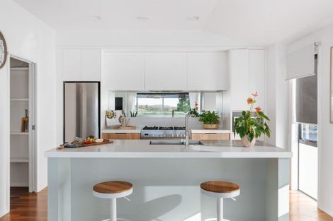 Photo of property in 822a Papamoa Beach Road, Papamoa Beach, Papamoa, 3118