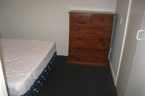 Photo of property in Terrace Tower Apartments, 4a/126 The Terrace, Wellington Central, Wellington, 6011