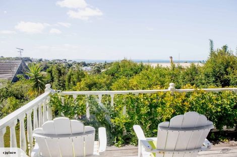 Photo of property in 33 Scott Road, Stanmore Bay, Whangaparaoa, 0932