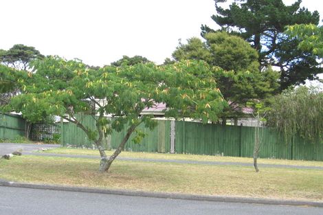 Photo of property in 11 West Harbour Drive, West Harbour, Auckland, 0618