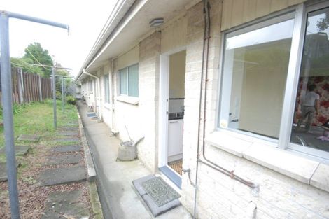 Photo of property in 1/98 Birkdale Road, Birkdale, Auckland, 0626