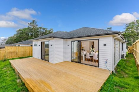 Photo of property in 89 Nobilo Road, Kumeu, 0810