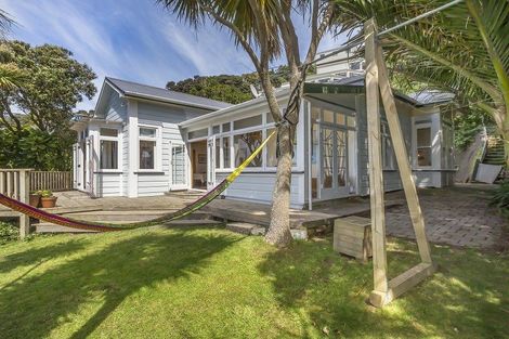 Photo of property in 75 Grafton Road, Roseneath, Wellington, 6011