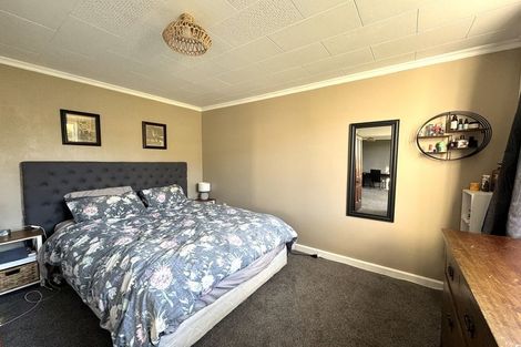 Photo of property in 59 Salcombe Street, Kaitangata, 9210