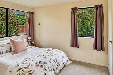 Photo of property in 19 Puketai Place, Pukerua Bay, 5026