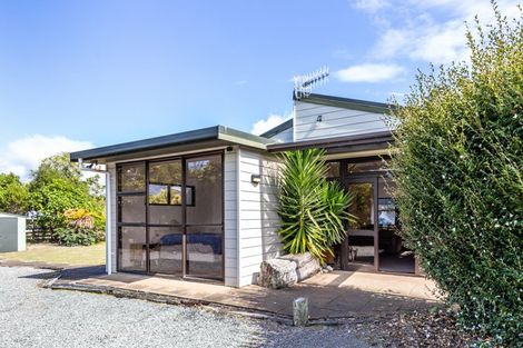 Photo of property in 6 Tawiri Place, Kuratau, Turangi, 3381