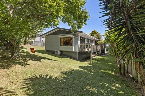 Photo of property in 4 Antonia Place, Bell Block, New Plymouth, 4312
