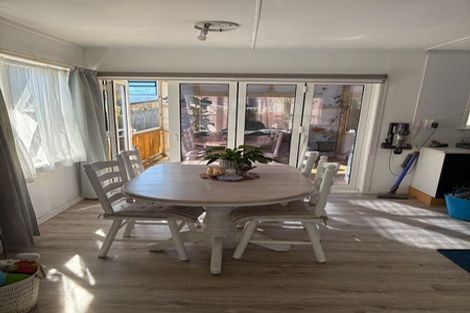 Photo of property in 1/144a Mcleod Road, Te Atatu South, Auckland, 0610