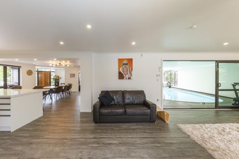 Photo of property in 2 Huata Place, West End, Palmerston North, 4412