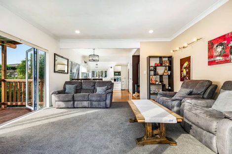 Photo of property in 35 Macloughlin Drive, Te Puke, 3119