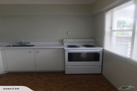 Photo of property in 63 Mcfadzean Drive, Blockhouse Bay, Auckland, 0600