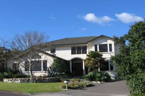 Photo of property in 9 San Jose Rise, Shamrock Park, Auckland, 2016