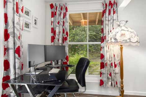 Photo of property in 10 Prebble Grove, Naenae, Lower Hutt, 5011