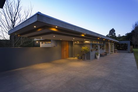 Photo of property in 115 Turitea Road, Fitzherbert, Palmerston North, 4472