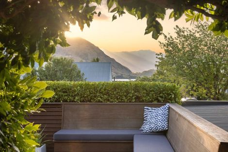 Photo of property in 66 Rata Street, Wanaka, 9305