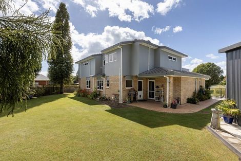 Photo of property in 23 Links View Drive, Omokoroa, 3114