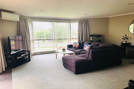 Photo of property in 2 Karamu Terrace, Pyes Pa, Tauranga, 3112