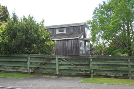 Photo of property in 5 Alberta Street, Acacia Bay, Taupo, 3330