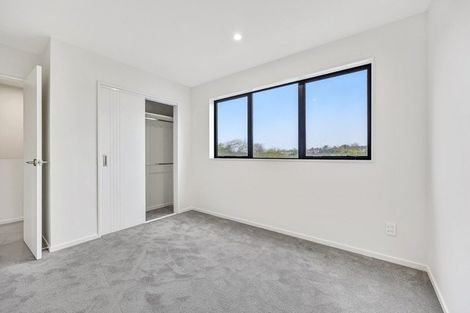 Photo of property in 5/163 Edmonton Road, Te Atatu South, Auckland, 0610