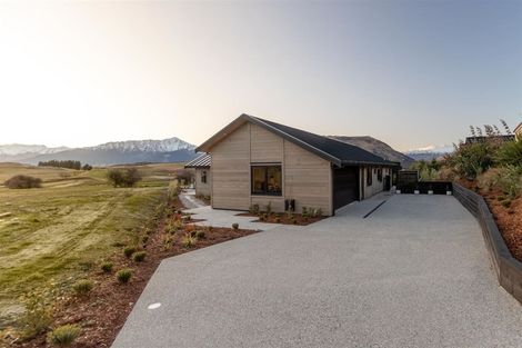 Photo of property in 11 Torridon Court, Jacks Point, Queenstown, 9371