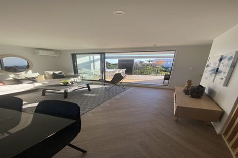 Photo of property in 2/11 Lewis Road, Pakuranga, Auckland, 2010