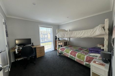 Photo of property in 6 Castletown Street, Wallaceville, Upper Hutt, 5018