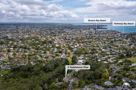 Photo of property in 5 Saddleback Rise, Murrays Bay, Auckland, 0630