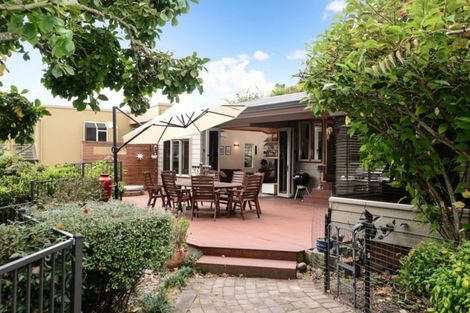 Photo of property in 10 Landell Place, Harrowfield, Hamilton, 3210