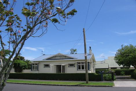 Photo of property in 7 Joan Street, Point Chevalier, Auckland, 1022