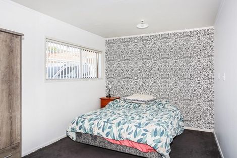 Photo of property in 42a Trentham Road, Papakura, 2110