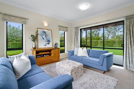 Photo of property in 2/218 Thornton Road, Cambridge, 3434