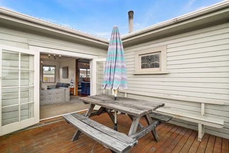 Photo of property in 25 Abbotsford Road, Green Island, Dunedin, 9018