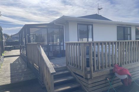 Photo of property in 3d Tireti Road, Titahi Bay, Porirua, 5022