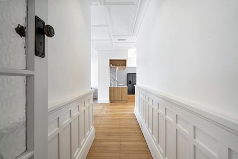 Photo of property in 16 Hinemoa Terrace, Birkenhead, Auckland, 0626