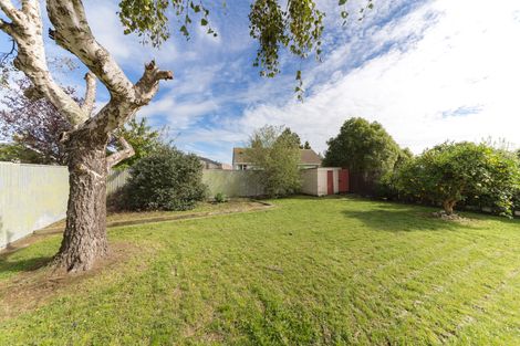Photo of property in 25 Andrew Avenue, Roslyn, Palmerston North, 4414