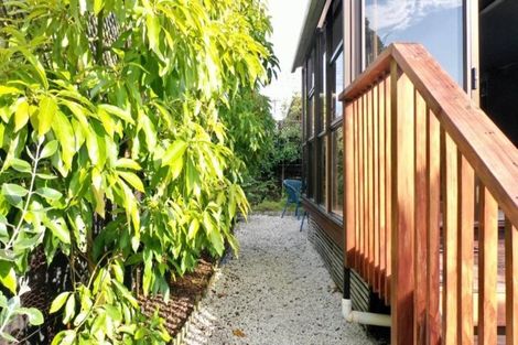 Photo of property in 2/51 Shakespeare Road, Milford, Auckland, 0620