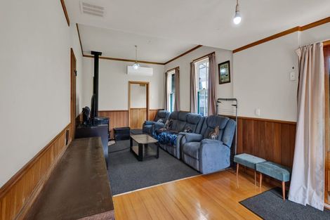 Photo of property in 100 Conway Road, Eltham, 4322