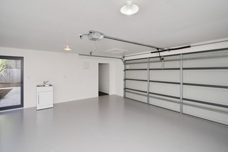 Photo of property in 15 Church Street, Oxford, 7430