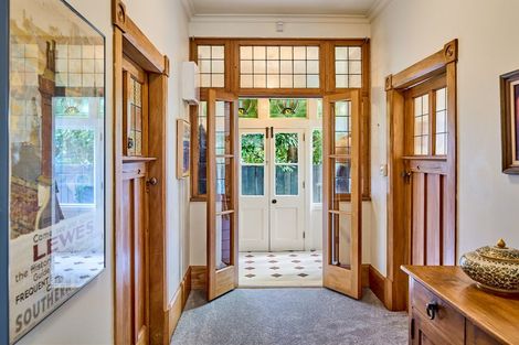 Photo of property in 7 Lochiel Road, Khandallah, Wellington, 6035