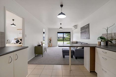 Photo of property in 47a Cowley Drive, Leamington, Cambridge, 3432