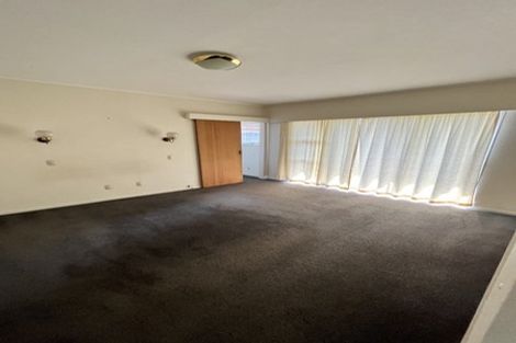 Photo of property in 15 Law Street, Torbay, Auckland, 0630