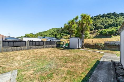 Photo of property in 47 Hartford Crescent, Totara Park, Upper Hutt, 5018