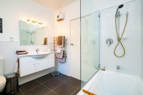 Photo of property in 31 Duart Road, Havelock North, 4130