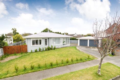 Photo of property in 7 Luton Street, Hokowhitu, Palmerston North, 4410