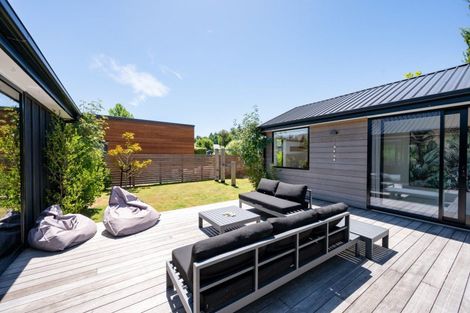 Photo of property in 7 Matipo Street, Wanaka, 9305