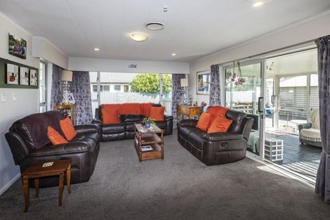 Photo of property in 10 Greenock Street, Redwood, Christchurch, 8051