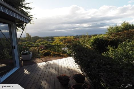 Photo of property in 8 Rhodesvale Terrace, Cashmere, Christchurch, 8022