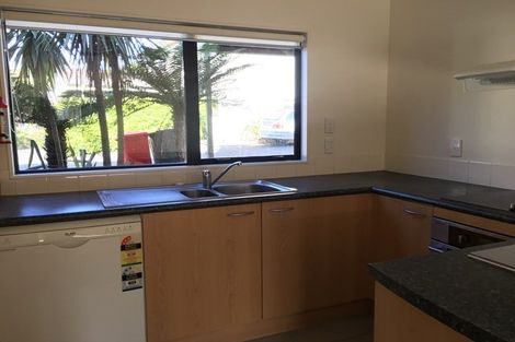 Photo of property in 4/548 Albany Highway, Albany, Auckland, 0632